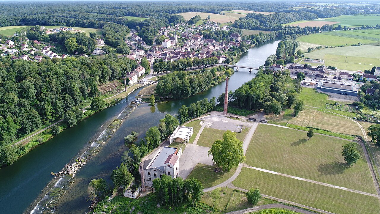 Les forges de Fraisans, ancienne cité du fer du Jura
